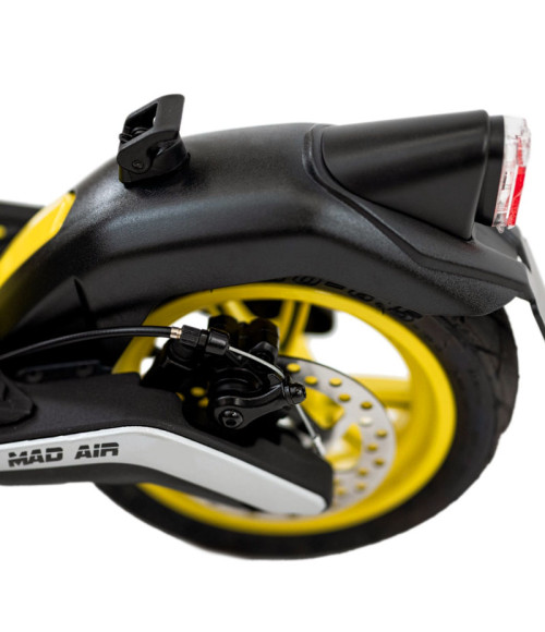 Monopattino Elettrico LEM Mad Air 350W 36V - Colore Giallo - Vista Frontale Sinistra